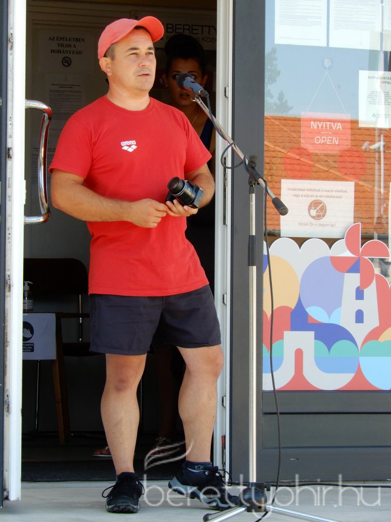 Kerékpártúra az autópályán 34